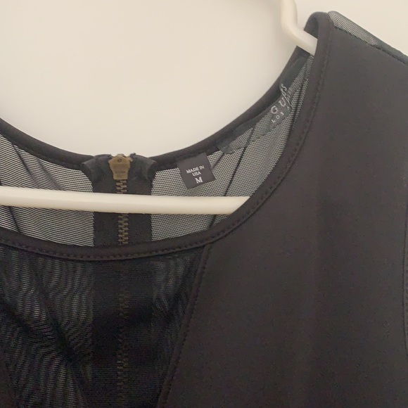 GUESS BLACK DRESS - size medium - Picture 5 of 8